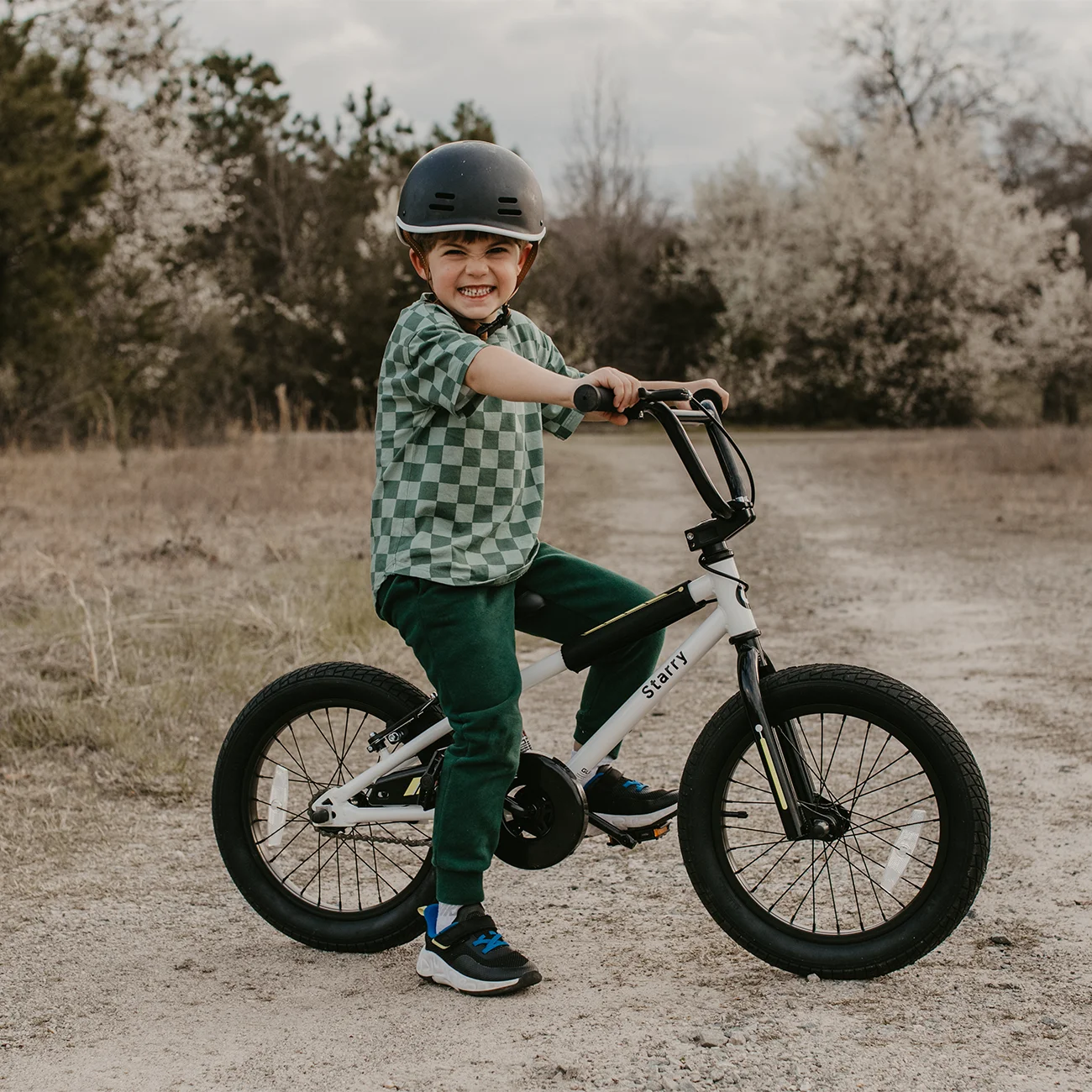 Glerc 14 Inch Little Kids Bike BMX Style Bicycle with Training Wheels Coaster Brake for 3 4 5 Years Old Boys Girls, Blue