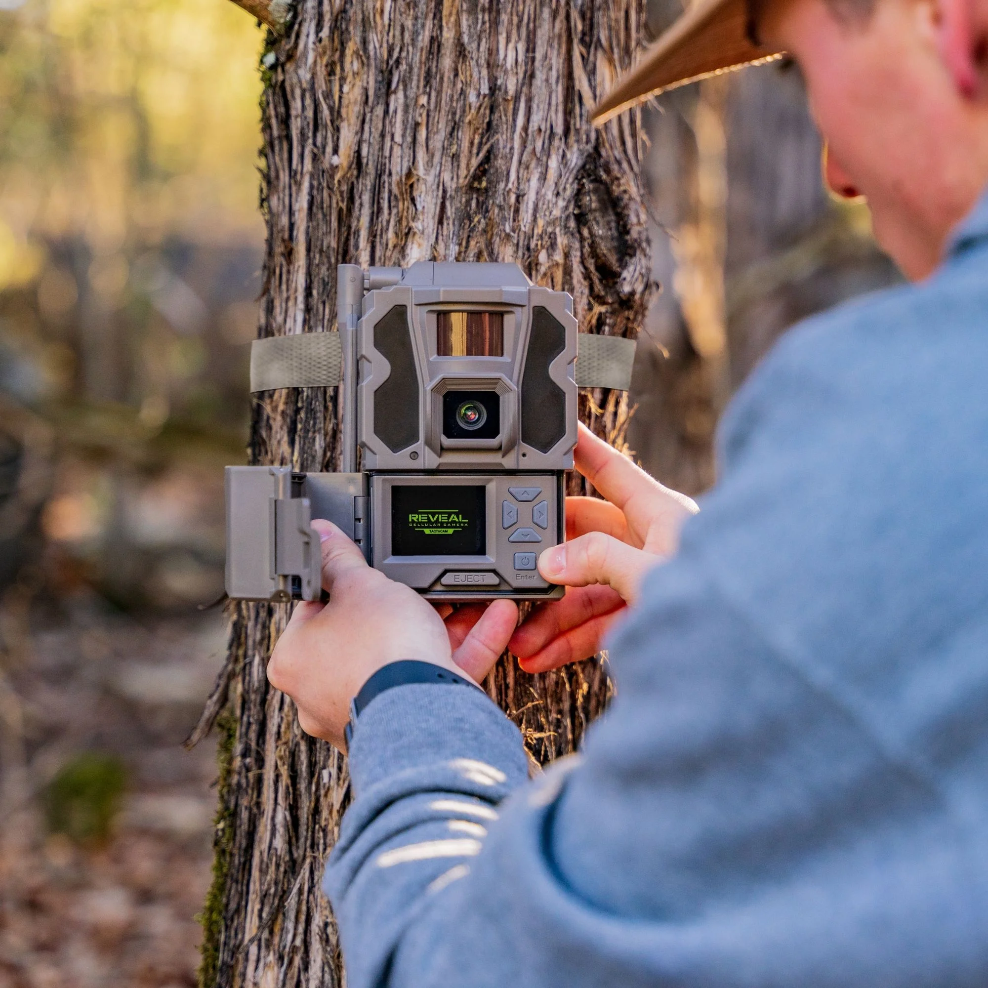 Reveal by Tactacam Pro 3.0 16 Megapixels Hunting Cellular Camera