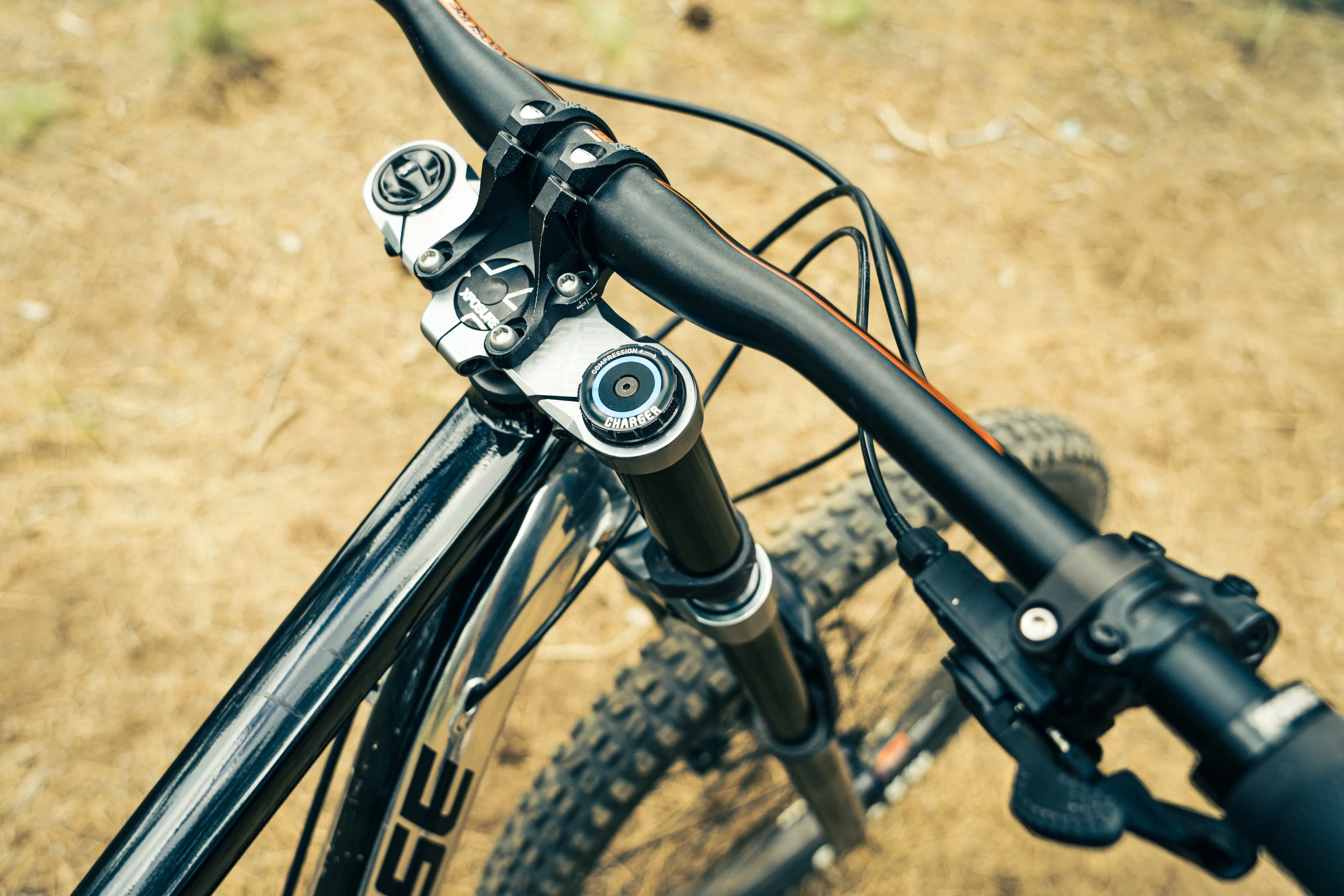 Mongoose Boot'R Adult Unisex 27.5-in. Medium Full-Suspension Mountain Bike, Black