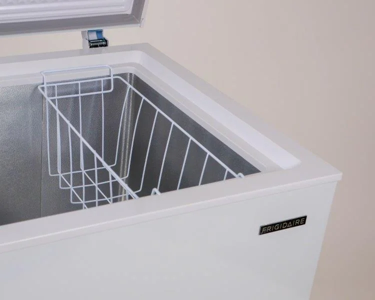 Frigidaire 10.3 Cu. ft. Chest Freezer, Garage Ready, EFRF1005, White