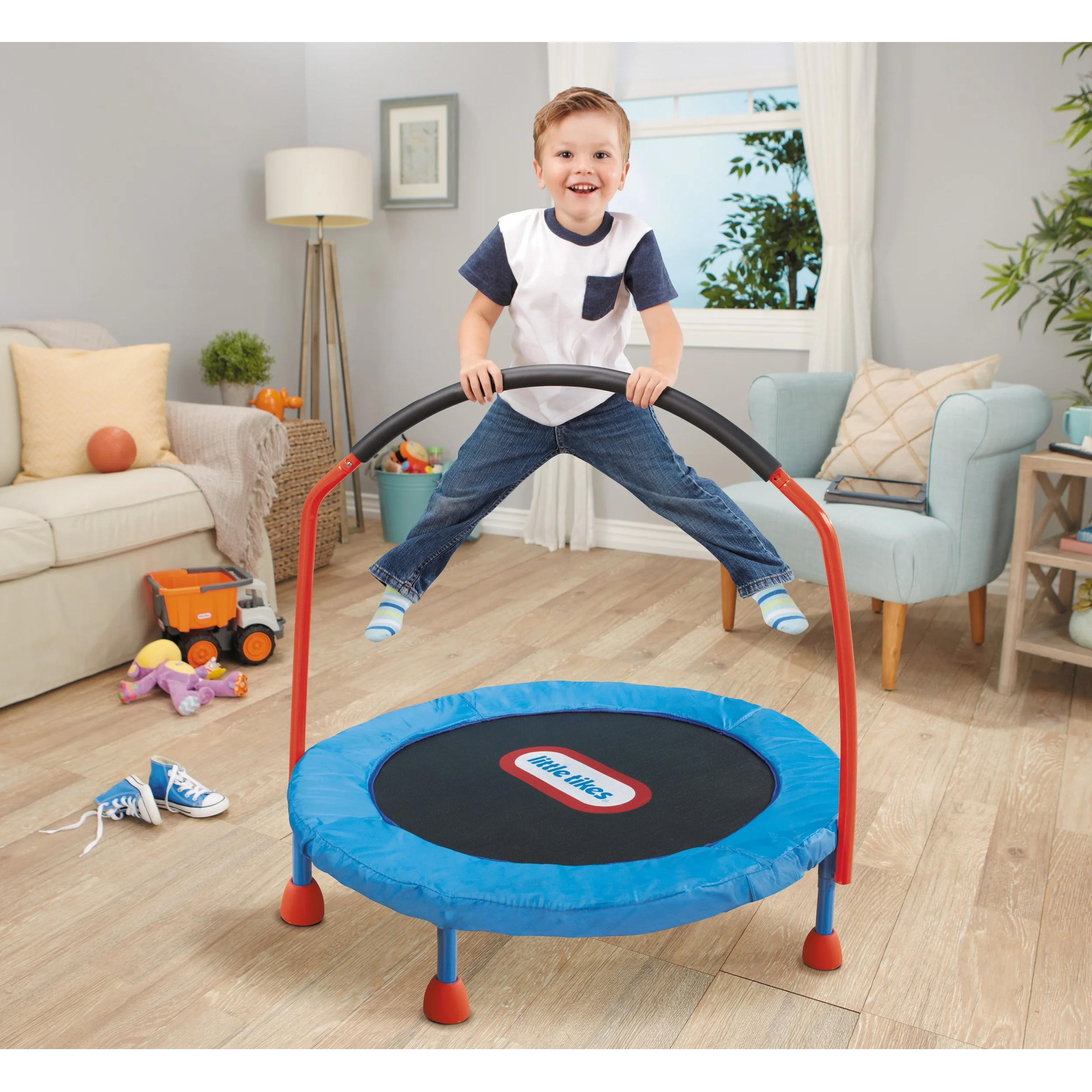 Little Tikes Easy Store 3-Foot Trampoline, with Hand Rail, Blue