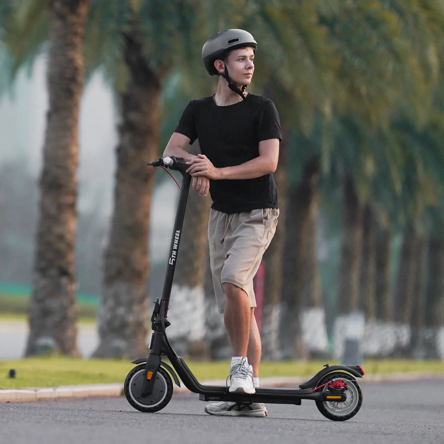 5TH WHEEL W16S 300W Electric Scooter with Turn Signal, 8.5�� Solid Tires, 18mph & 12Miles Range, Folding Commuting E-Scooter for Adults with APP Control